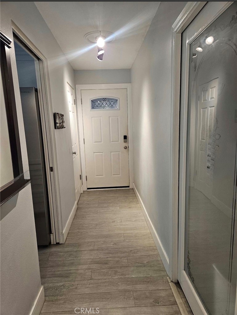 100 LOMA #204 Avenue #204