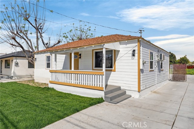 Detail Gallery Image 3 of 31 For 1095 E Phillips Blvd, Pomona,  CA 91766 - 2 Beds | 1 Baths