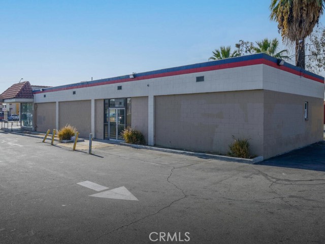 204 E Highland Avenue, San Bernardino, California 92404, ,Commercial Sale,For Sale,204 E Highland Avenue,CRIV22248727