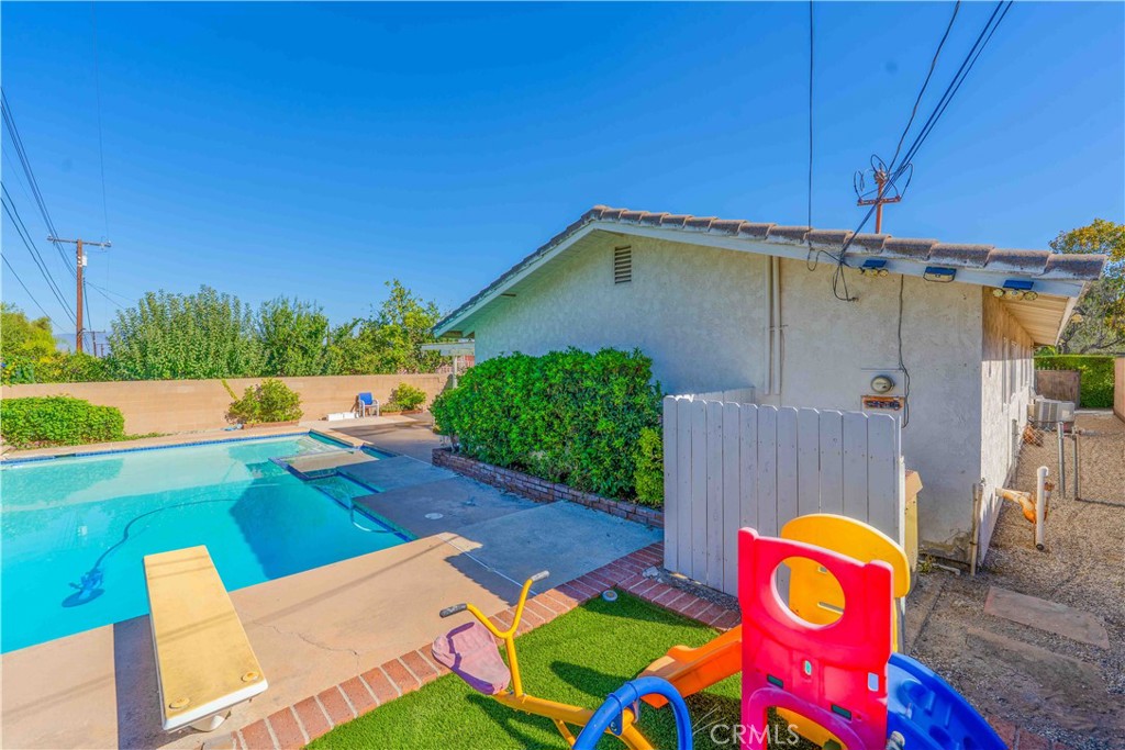 MLS #DW25238527 image #18