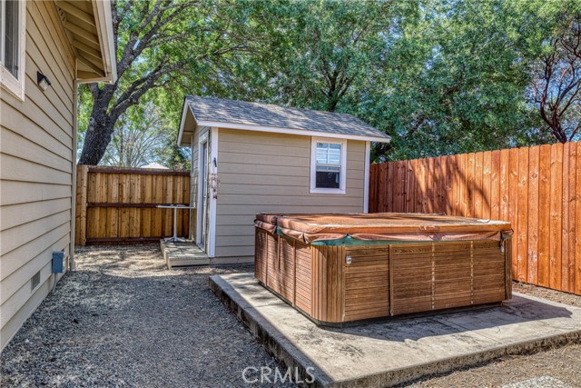Detail Gallery Image 30 of 60 For 2165 Oakcrest Dr, Lakeport,  CA 95453 - 4 Beds | 2/1 Baths