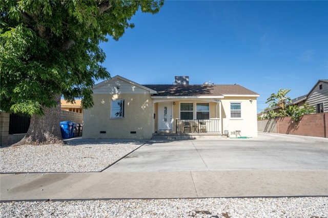 7663 Shadyglade Avenue photo 1