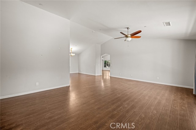 460 Pile Street, Ramona CA: https://media.crmls.org/medias/56af8ce9-9741-4bb9-972c-ed77253690fa.jpg