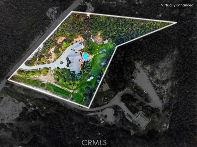 Detail Gallery Image 4 of 71 For 41275 Hacienda Dr, Murrieta,  CA 92562 - 4 Beds | 3/1 Baths