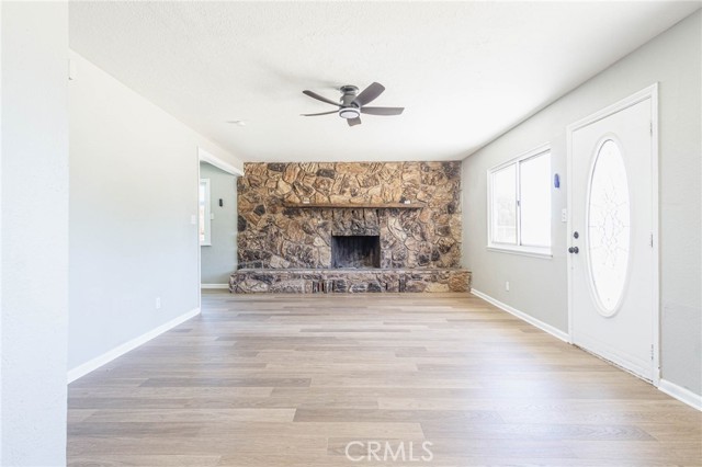 35277 Walnut Street, Barstow CA: https://media.crmls.org/medias/56affc34-a748-42ff-96a6-c278ae429ddf.jpg