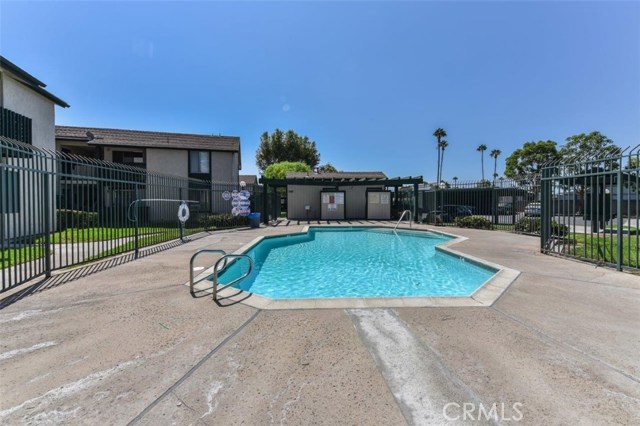 Image 3 for 23298 Orange Ave #2, Lake Forest, CA 92630