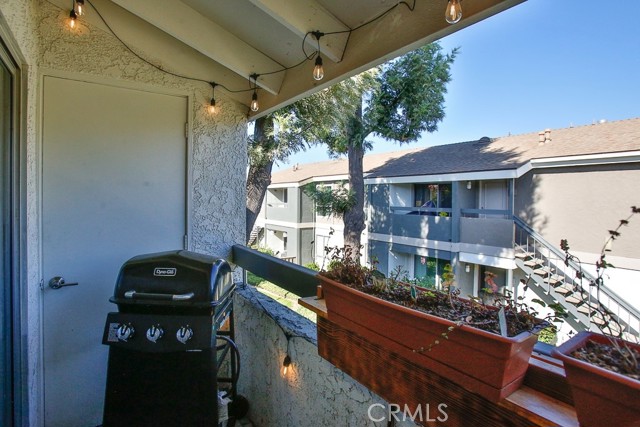 Detail Gallery Image 12 of 39 For 2829 S Fairview St #B,  Santa Ana,  CA 92704 - 2 Beds | 2 Baths