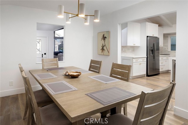 Detail Gallery Image 9 of 23 For 221 Larkspur Ave, Corona Del Mar,  CA 92625 - 4 Beds | 3 Baths