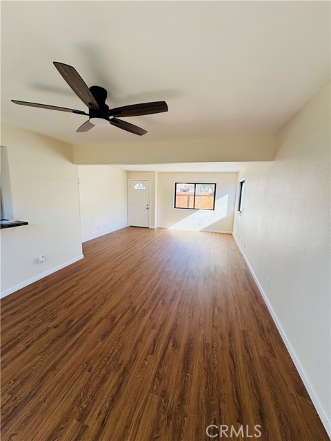 Detail Gallery Image 3 of 10 For 966 N 1/12 N H St, San Bernardino,  CA 92410 - 3 Beds | 2 Baths