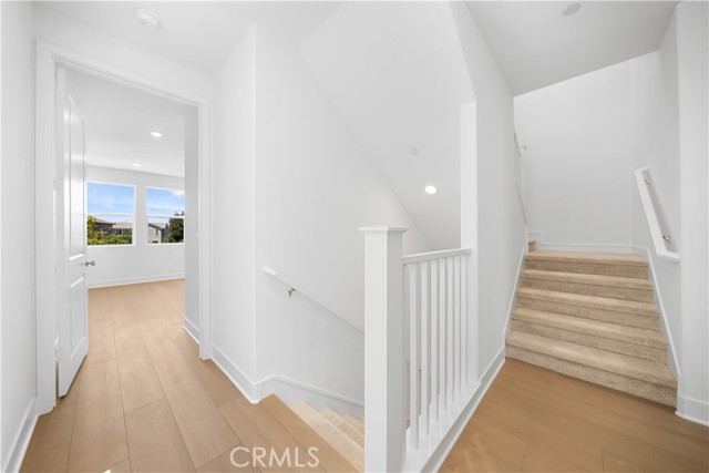 410 Lobata, Irvine CA: https://media.crmls.org/medias/56b4aa70-34c0-4640-b964-470ddccddd77.jpg