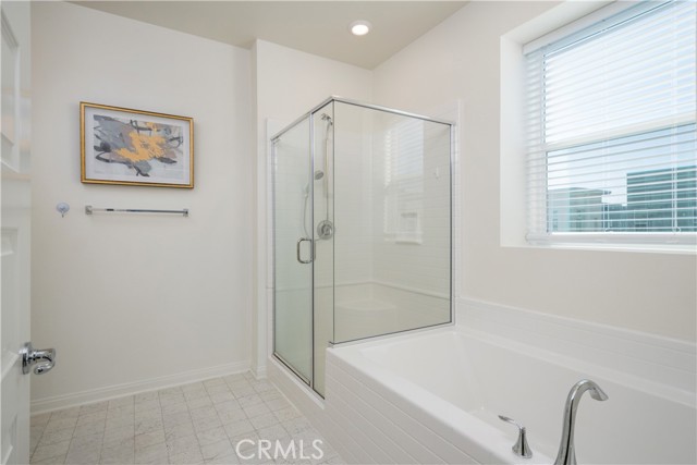 Detail Gallery Image 14 of 22 For 164 Unity, Irvine,  CA 92614 - 4 Beds | 3/1 Baths