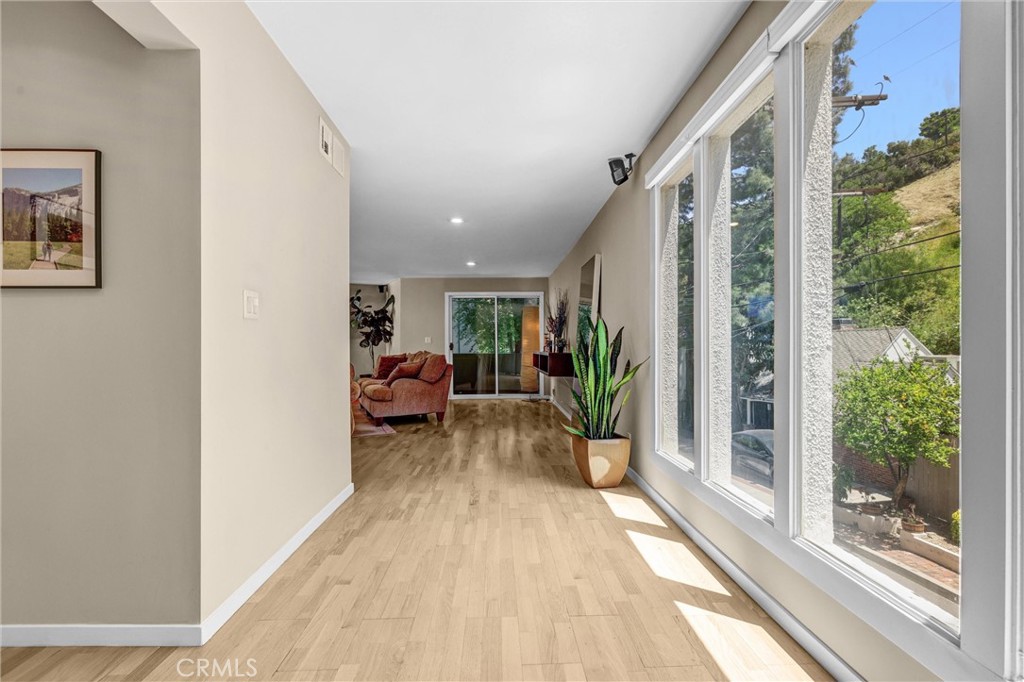 3637 Dixie Canyon PlaceSherman Oaks img 6