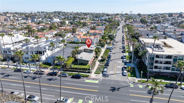 Detail Gallery Image 44 of 45 For 201 Avenue G, Redondo Beach,  CA 90277 - 4 Beds | 3 Baths