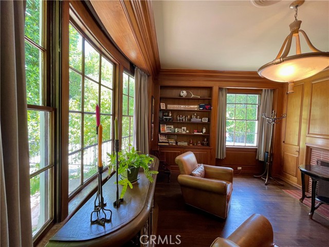Detail Gallery Image 26 of 61 For 631 N Hillcrest Rd, Beverly Hills,  CA 90210 - 4 Beds | 4 Baths