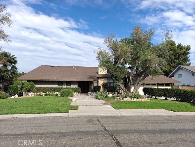Detail Gallery Image 2 of 32 For 9652 Brynmar Dr, Villa Park,  CA 92861 - 4 Beds | 3 Baths