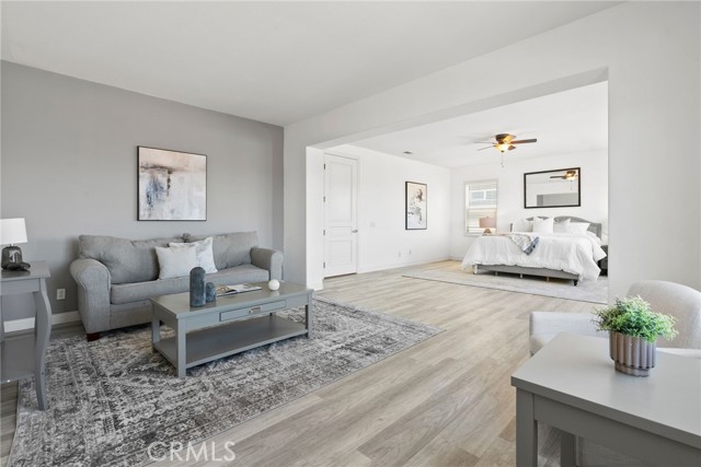 21 Plaza Modena, Lake Elsinore CA: https://media.crmls.org/medias/56b76537-967a-4396-96d3-4ffc72de1279.jpg