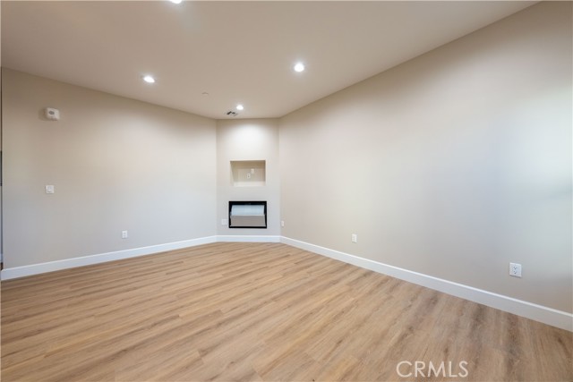 Detail Gallery Image 15 of 28 For 67 S Craig Ave #4,  Pasadena,  CA 91107 - 4 Beds | 3/1 Baths