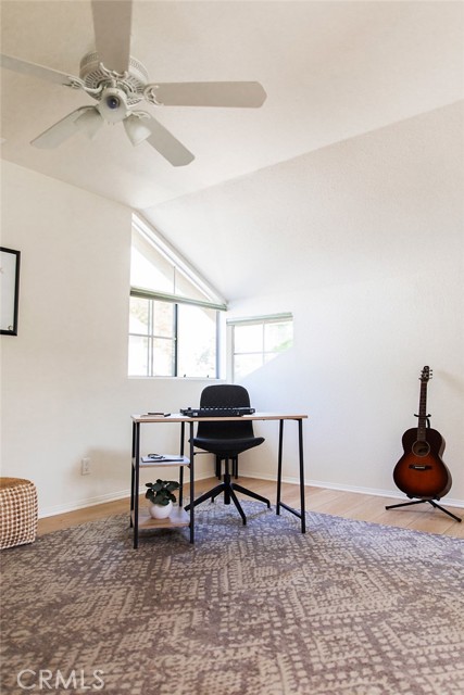 Detail Gallery Image 23 of 28 For 1559 Meadow Cir, Carpinteria,  CA 93013 - 3 Beds | 3 Baths