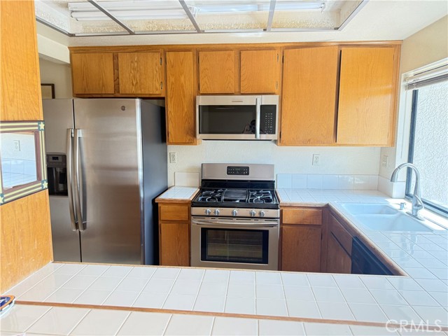 Detail Gallery Image 43 of 47 For 1496 Corte Hacienda, Upland,  CA 91786 - 2 Beds | 2/1 Baths