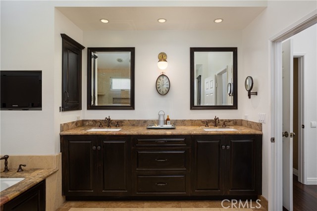 Detail Gallery Image 24 of 48 For 9 Calle Larspur, Rancho Santa Margarita,  CA 92688 - 3 Beds | 2/1 Baths
