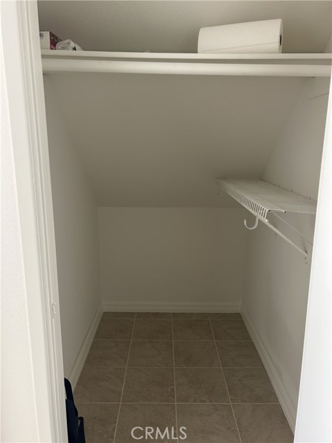 Detail Gallery Image 15 of 20 For 2126 E Deer Springs Ln, Brea,  CA 92821 - 3 Beds | 2/1 Baths