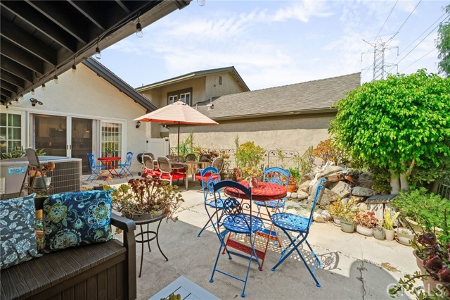 339 W Dawson Court, Glendora CA: https://media.crmls.org/medias/56b8b7b4-a115-49bf-86c4-cad296af0713.jpg