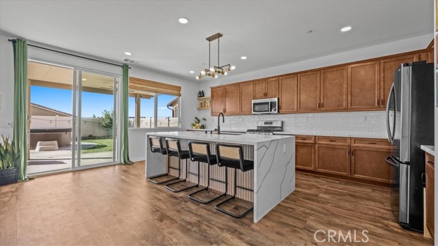 Detail Gallery Image 12 of 44 For 1417 Galaxy Dr, Beaumont,  CA 92223 - 4 Beds | 3 Baths