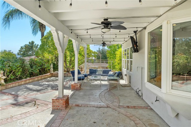 Detail Gallery Image 70 of 75 For 27371 Blueridge Dr, Valencia,  CA 91354 - 6 Beds | 4 Baths