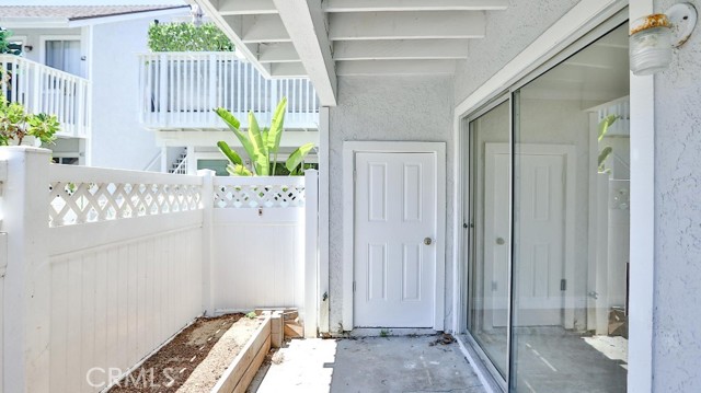 37 Terrace Circle, Laguna Niguel CA: https://media.crmls.org/medias/56ba3ede-3d89-44ed-a8b2-c7321a0af036.jpg