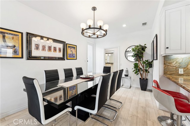 Detail Gallery Image 12 of 28 For 608 Clubhouse Ave, Newport Beach,  CA 92663 - 3 Beds | 2 Baths