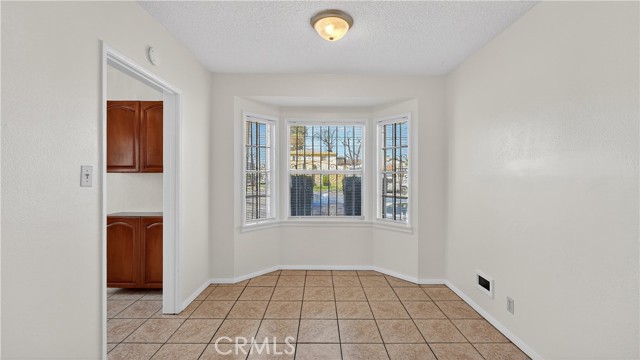 Detail Gallery Image 17 of 44 For 200 E Century Bld, Los Angeles,  CA 90003 - 2 Beds | 1 Baths