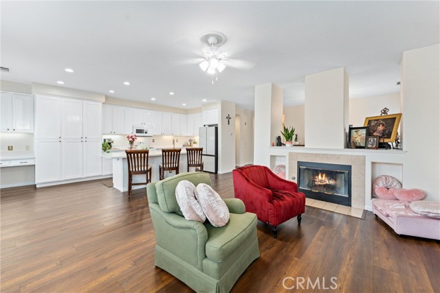 Image 10 of 40 For 28880 Avalon Avenue