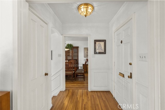 Detail Gallery Image 13 of 54 For 1815 Las Flores Dr, Glendale,  CA 91207 - 4 Beds | 3 Baths