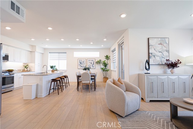 1859 S Union Street, Anaheim CA: https://media.crmls.org/medias/56bc8c09-4392-4519-992b-2b45a2cca1cb.jpg