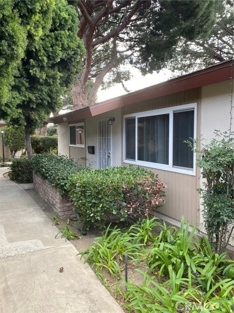 MLS# OC23228789