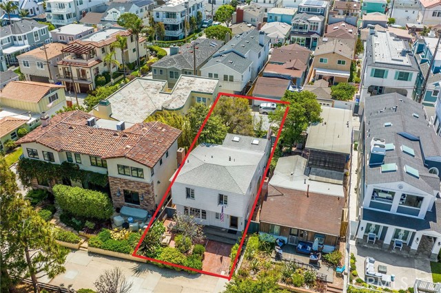 432 5th Street, Manhattan Beach, California 90266, 5 Bedrooms Bedrooms, ,2 BathroomsBathrooms,Residential,Sold,5th,SB22096692
