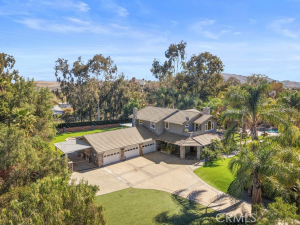 Detail Gallery Image 4 of 47 For 9050 Hunt Rd, Corona,  CA 92883 - 5 Beds | 4/1 Baths