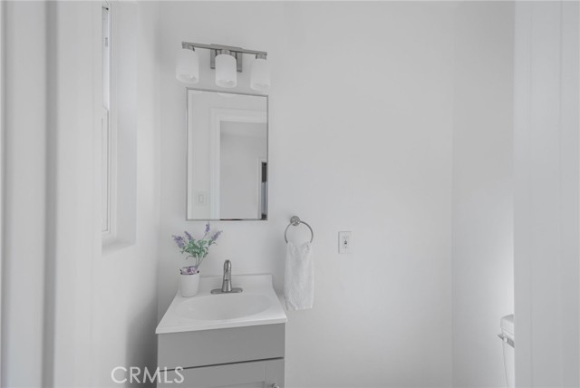 Detail Gallery Image 10 of 18 For 14909 Purche, Gardena,  CA 90249 - 3 Beds | 1/1 Baths