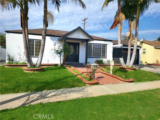 13927 Brightwell Avenue, Paramount, California 90723, 3 Bedrooms Bedrooms, ,2 BathroomsBathrooms,Single Family Residence,For Sale,Brightwell,RS25037269