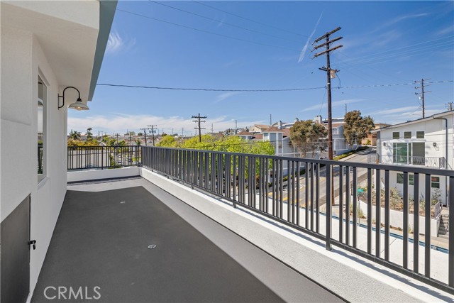 2100 Carnegie Lane, Redondo Beach CA: https://media.crmls.org/medias/56bf0ff4-ea60-4eb4-9233-dc392652a852.jpg