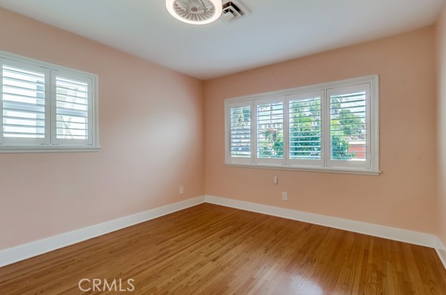 Detail Gallery Image 15 of 18 For 677 W 37th St, San Pedro,  CA 90731 - 3 Beds | 2 Baths