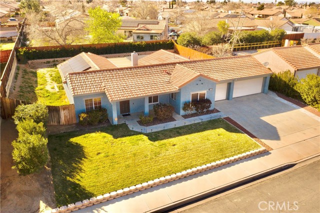 Detail Gallery Image 3 of 35 For 12654 Jade Road, Victorville,  CA 92392 - 4 Beds | 2 Baths