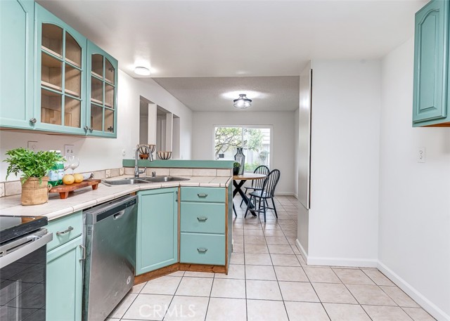 4785 Larwin Avenue, Cypress CA: https://media.crmls.org/medias/56c278e0-38fc-4202-86fa-537132445338.jpg