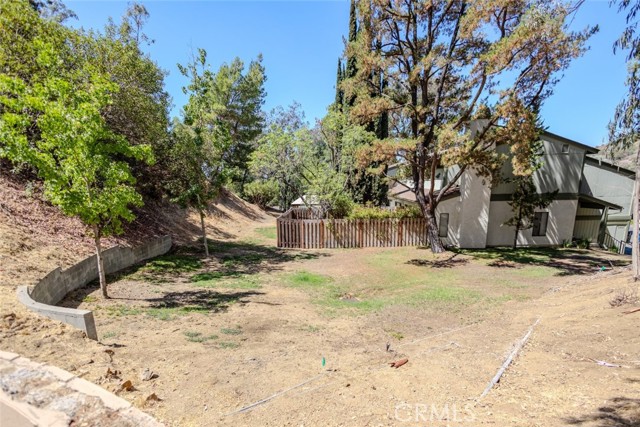 Detail Gallery Image 34 of 40 For 10831 Roycroft St #18,  Sun Valley,  CA 91352 - 3 Beds | 2/1 Baths