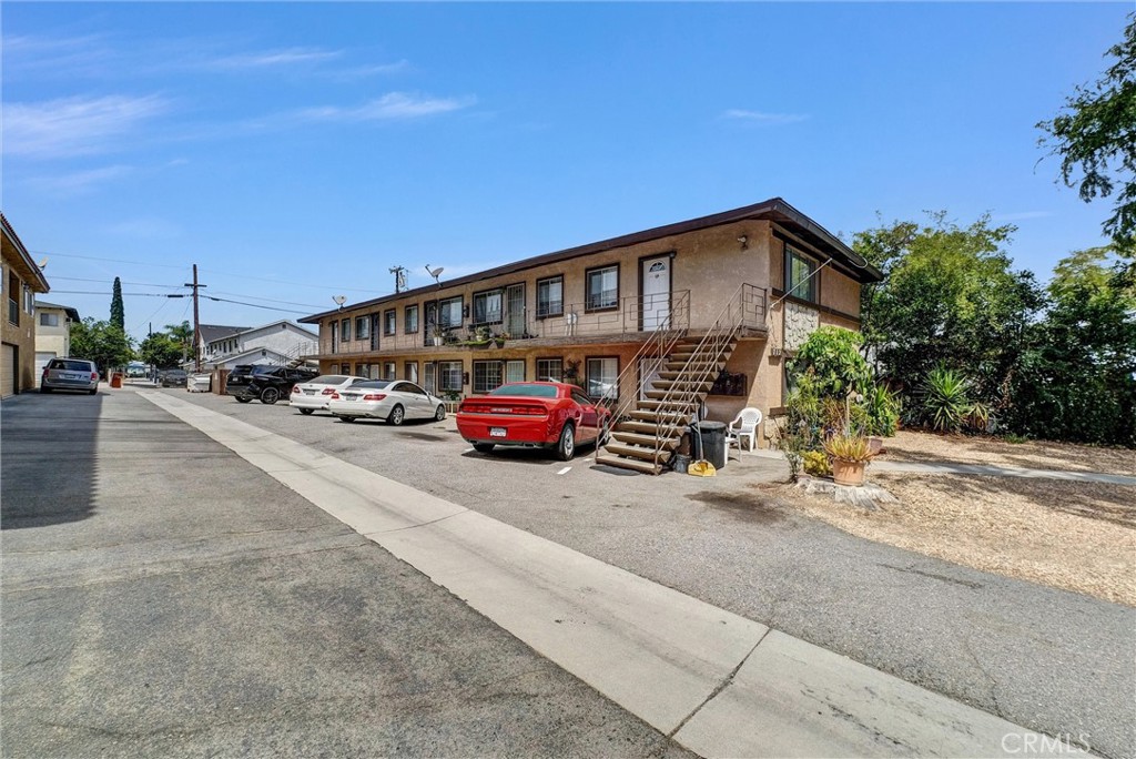 MLS #CV26189840 image #2