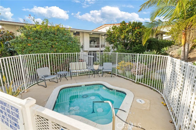 Detail Gallery Image 35 of 41 For 2315 Caringa #51,  Carlsbad,  CA 92009 - 2 Beds | 2 Baths