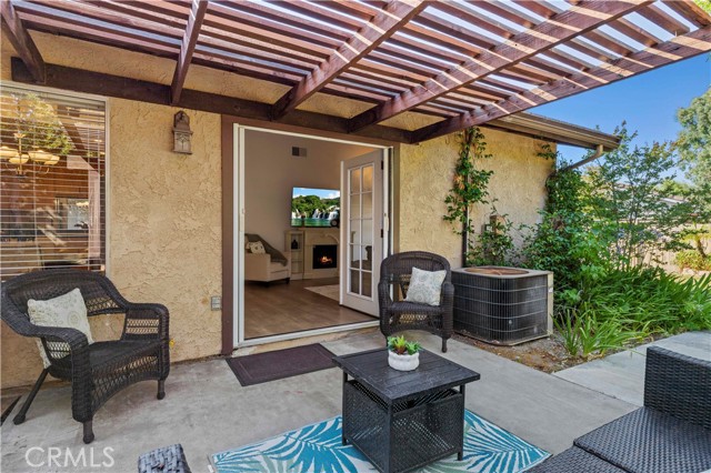 Detail Gallery Image 26 of 41 For 25610 Palma Alta Dr, Valencia,  CA 91355 - 3 Beds | 2 Baths