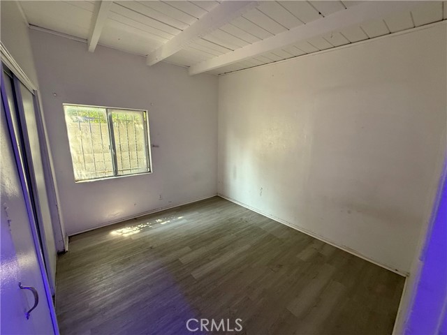 12167 Cheshire Street, Norwalk CA: https://media.crmls.org/medias/56c5c2f0-faca-470a-8b35-d1ea5c1bbfe7.jpg