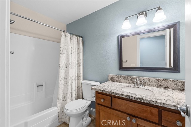 18 Jasper Drive, Chico CA: https://media.crmls.org/medias/56c5cd36-aa91-4e16-aab9-088a8525cd47.jpg