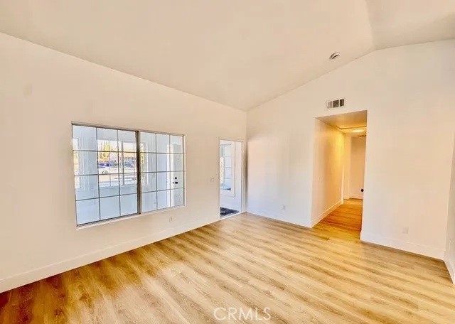 Detail Gallery Image 6 of 16 For 10796 Bonanza Rd, Adelanto,  CA 92301 - 3 Beds | 2 Baths